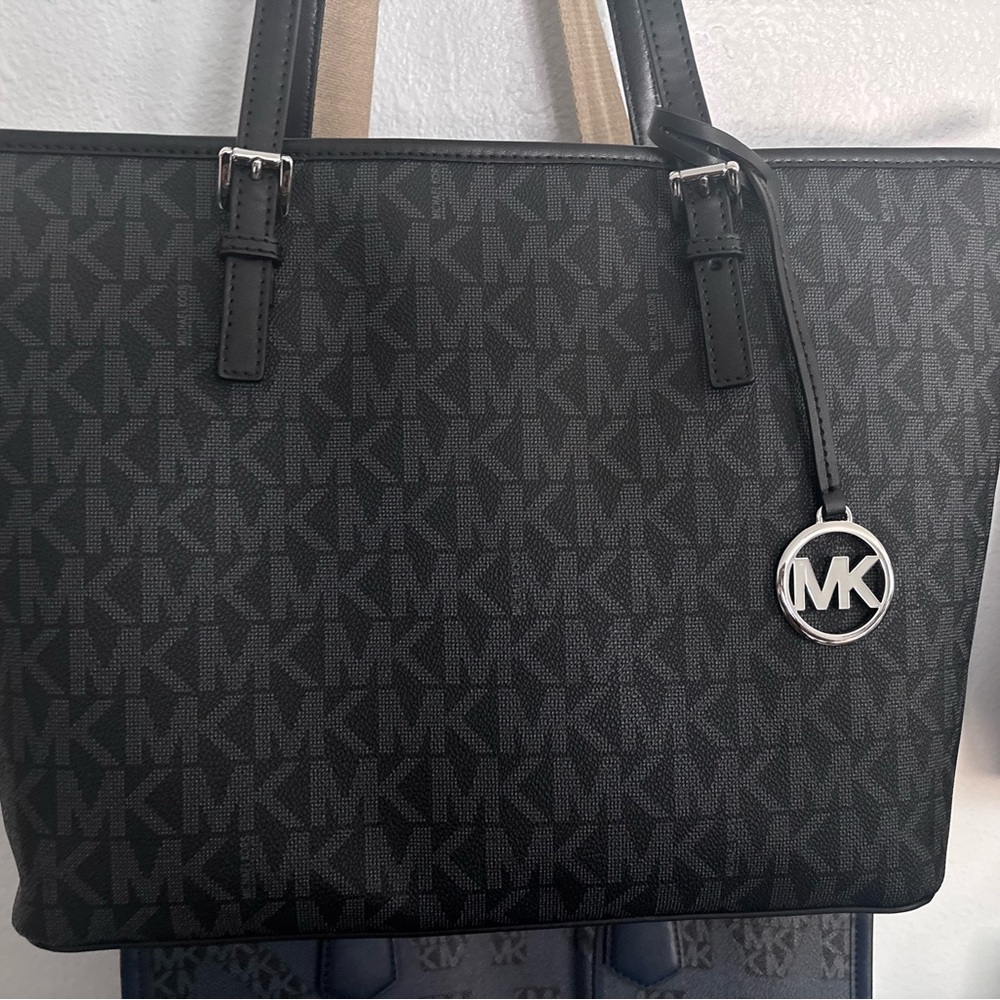 Michael Kors Black Signature Tote Bag